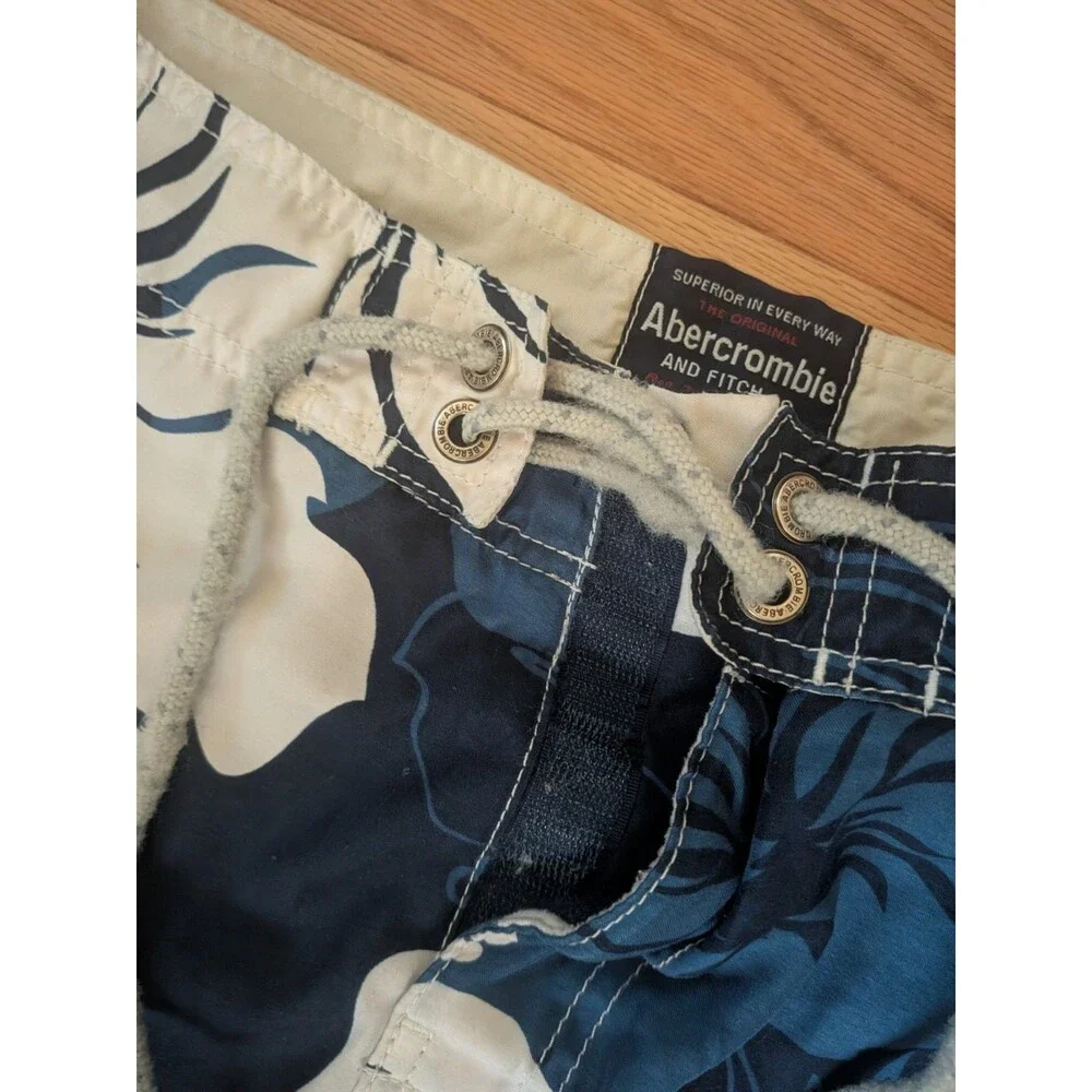 Vintage Abercrombie and Fitch Board Shorts Size 30 Blue White Hibiscus